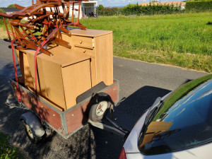 Photo de galerie - Transport de deux meubles de rangement et de 4 chaises