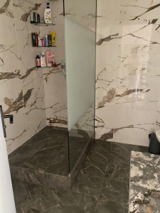 Photo de galerie - SDB douche carrelage