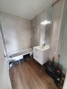 Photo de galerie - Pause de tout type d'appareils sanitaire et chauffage 