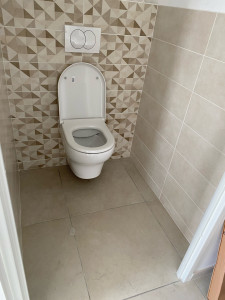 Photo de galerie - Installation wc suspendu 