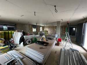 Photo de galerie - « Intervention Easy Pro Plâtre : réalisation de l’électricité, installation de la plomberie, isolation complète et pose du Placo. Chantier mené avec sérieux, qualité et respect des normes. »