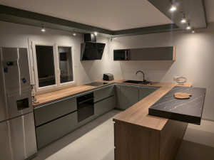 Photo de galerie - Bricolage et multi services