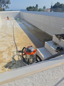 Photo de galerie - Entretien piscine