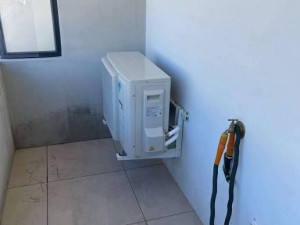 Photo de galerie - Installation groupe extérieur 