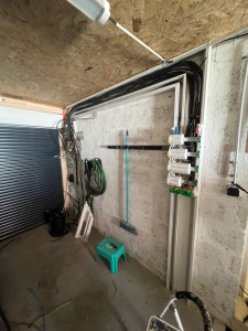 Photo de galerie - Déplacement d’un tableau électrique et mise au norme 