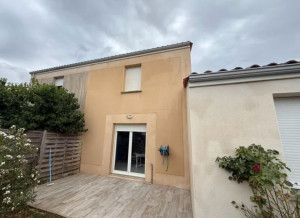 Photo de galerie - Nettoyage de façade en deux applications