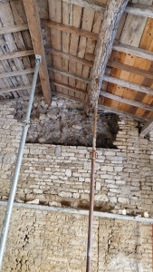 Photo de galerie - Démontage remontage mur en pierre 
