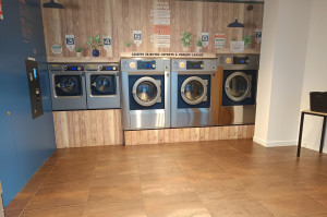 Photo de galerie - Nettoyage d'une laverie automatique 