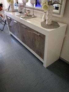 Photo de galerie - Agent d'entretien expérimenté dans le nettoyage 