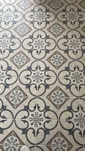 Photo de galerie - Pose de carreaux à motif