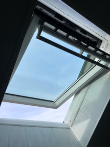 Photo de galerie - Pose d’un Velux 