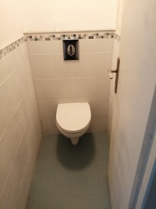 Photo de galerie - Installation d un WC suspendu avec carrelage 