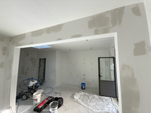 Photo de galerie - Maison neuve peinture airless et enduit de rebouchage 