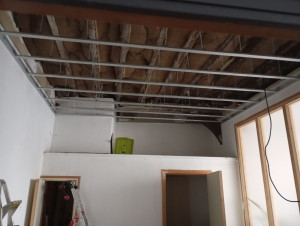 Photo de galerie - Faux plafond avec mur en placo et isolation 