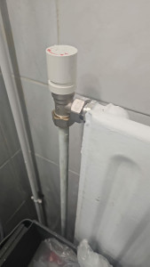 Photo de galerie - Changement de robinet de radiateur 