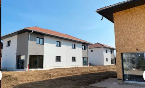 Photo de galerie - Réalisation des fenêtres sur plusieurs maisons individuelles