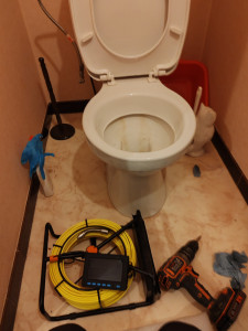 Photo de galerie - Diagnostic de canalisation des toilettes 