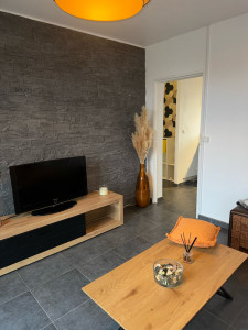 Photo de galerie - Je monte les meubles avec sérieux 