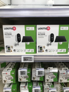 Photo de galerie - Installation caméra de surveillance intérieur et extérieur avec panneaux solaires expérience 