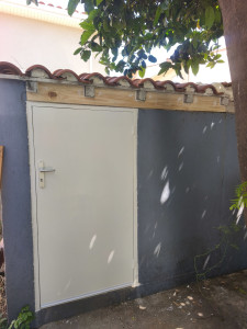 Photo de galerie - Création complète de porte extérieure de 166x88.
+ isolation complète de l'intérieur