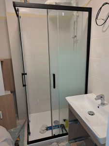 Photo de galerie - Pose cabine de douche 