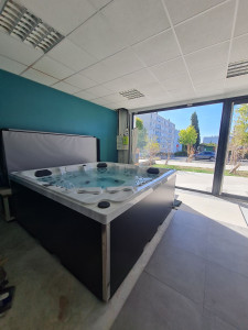 Photo de galerie - Entretien piscine