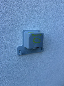 Photo de galerie - Prise recharge voiture électrique Legrand 