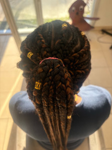 Photo de galerie - Nattes collées 