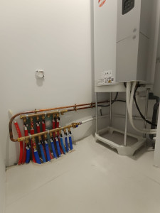 Photo de galerie - Nourrice principale maison neuve + installation complète ballon thermodynamique Atlantic.