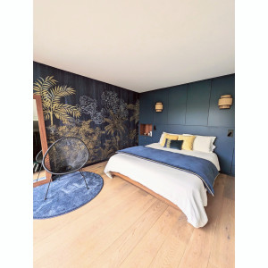 Photo de galerie - Peinture et pose de papier peint dans une chambre