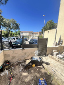 Photo de galerie - Petite pose de portail 