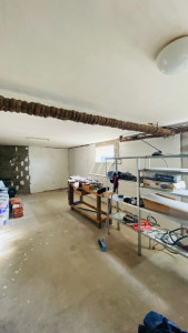 Photo de galerie - ? Travaux d’enduit et peinture en cours. La suite prochainement !