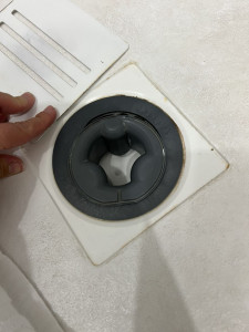 Photo de galerie -  nettoyage avec detaile salle de bain 