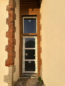 Photo de galerie - Pose d’une porte d’entrée