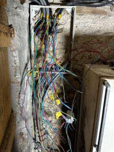 Photo de galerie - Preparation tableau electrique 