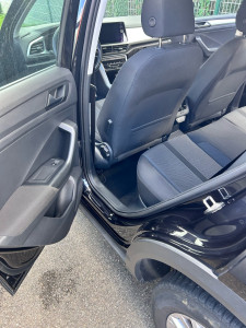 Photo de galerie - Contour de porte nettoyé 