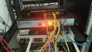 Photo de galerie - Router et umbra