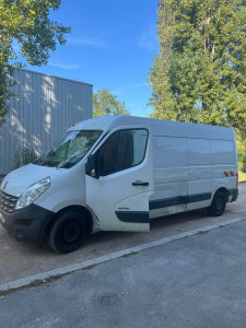 Photo de galerie - Je met à disposition mon véhicule utilitaire pour vos missions déchèteries ou location sans chauffeur ou autres services 