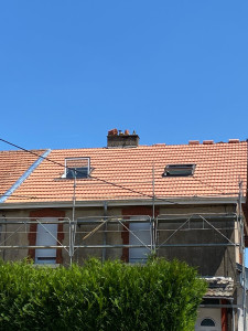 Photo de galerie - Pause toiture neuve avec velux secteur (Boulange )