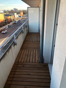 Photo de galerie - Habillage d’un balcon en bois   Photo après 