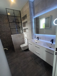 Photo de galerie - Carrelage faïences 