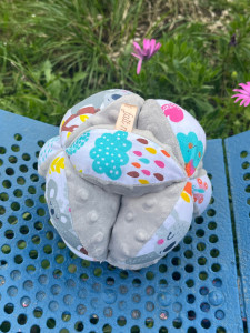 Photo de galerie - Balle montessori