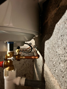 Photo de galerie - Remplacement d’un ballon d’eau chaude 