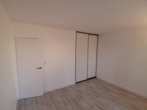 Photo de galerie - Finition en peinture murale blanc
