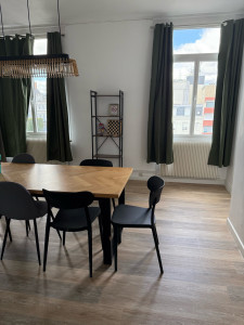 Photo de galerie - Rafraîchissement des murs et plafond, blanc, plus pose parquet PVC