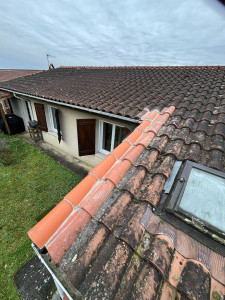 Photo de galerie - Réfection d’une rive maçonnée sur toiture en terre cuite