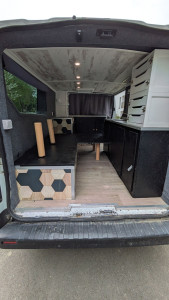 Photo de galerie - Bricolage et multi services