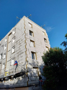 Photo de galerie - 20 ans de expérience, ravalement, sol, carrelage parquet, faïence, salle de bain. Isolation par l’extérieur