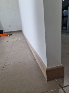 Photo de galerie - Pose plinthe 