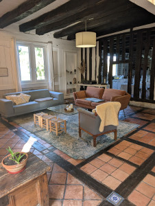 Photo de galerie - Entretien d'une très belle demeure en pierre et bois